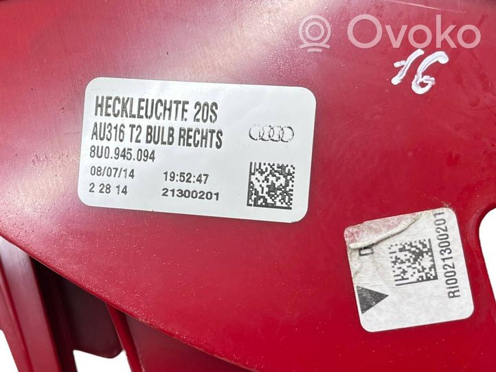 Audi Q3 8U Aizmugurējais lukturis pārsegā 8U0945094