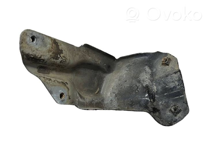 Volkswagen Golf Plus Supporto di montaggio del parafango 5M0821135