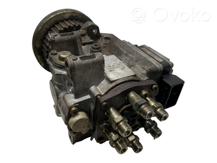 Audi A4 S4 B5 8D Polttoaineen ruiskutuksen suurpainepumppu 059130106C