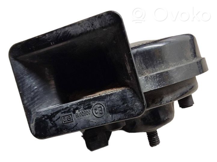 Audi A6 S6 C5 4B Hupe Signalhorn Fanfare 4B0951223