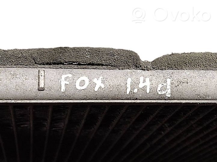Volkswagen Fox Radiatore di raffreddamento A/C (condensatore) 6Q0820411K