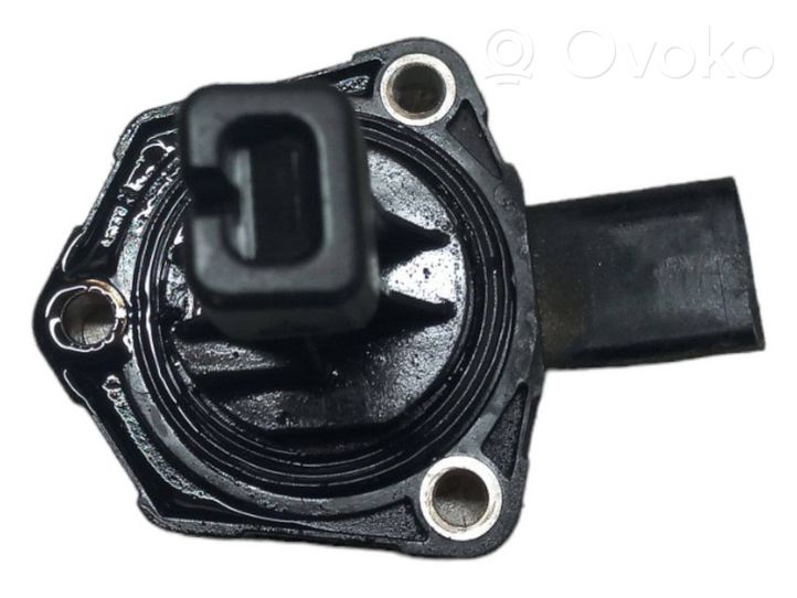 Skoda Octavia Mk2 (1Z) Sensore di pressione dell’olio 03C907660G