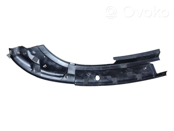 Audi TT Mk1 Staffa del pannello di supporto del radiatore parte superiore 8N0860441E