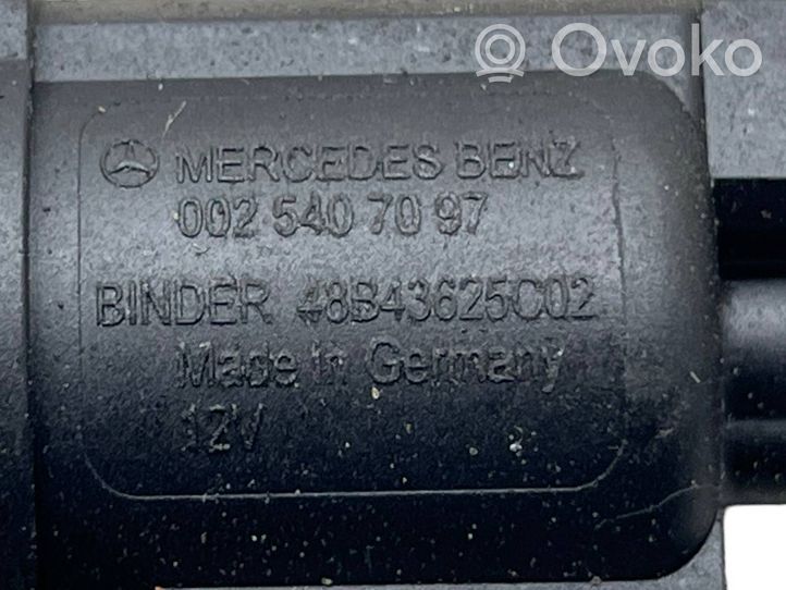 Mercedes-Benz E AMG W212 Valvola di depressione 48B43625C02