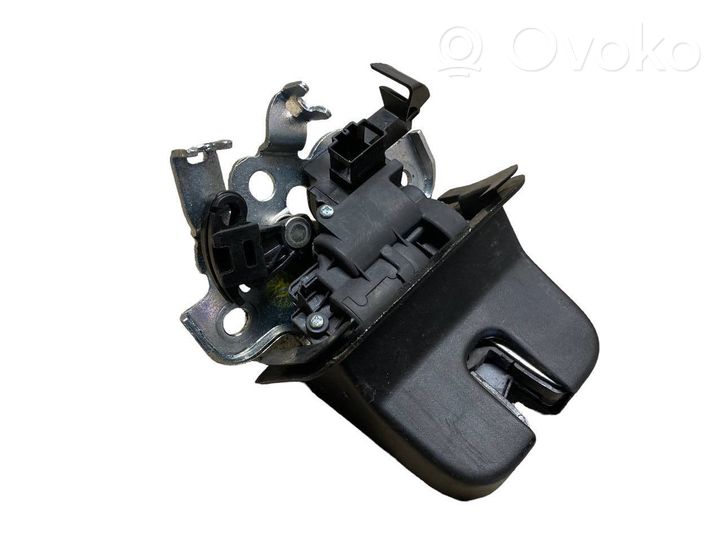 Volkswagen Jetta VI Serrure de loquet coffre 5C6827520