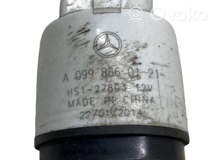 Mercedes-Benz CLA C117 X117 W117 Pompa spryskiwacza szyby przedniej / czołowej A0998660121