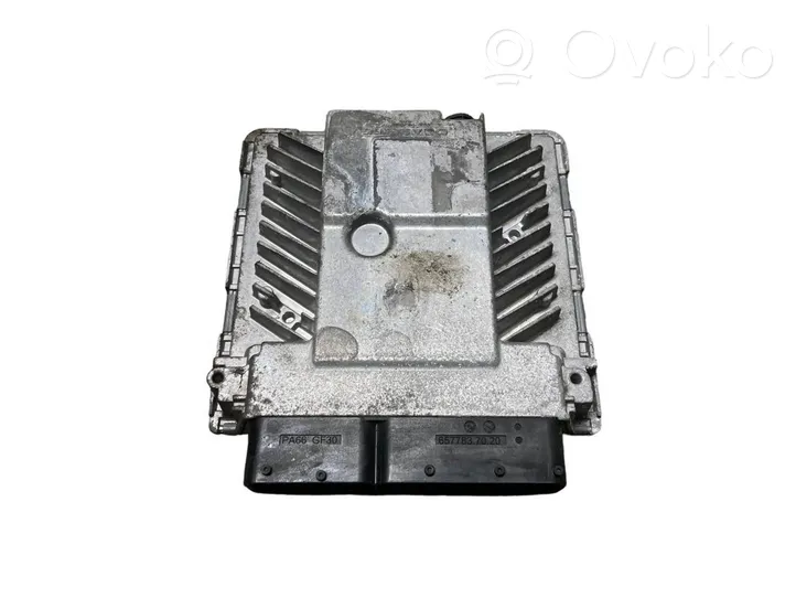 Volkswagen Golf V Sterownik / Moduł ECU 03G906018FC