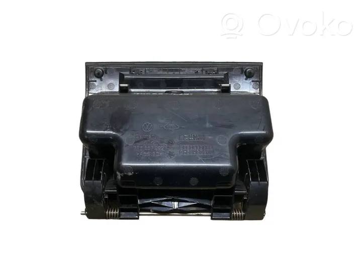 Volkswagen Touareg II Glove box 7P6857922