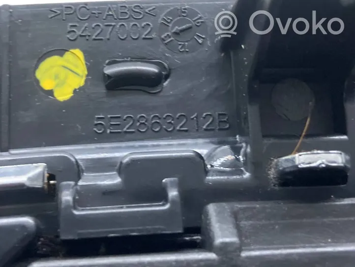 Skoda Octavia Mk3 (5E) Rivestimento in pelle/manopola della leva del cambio 5E2863212A