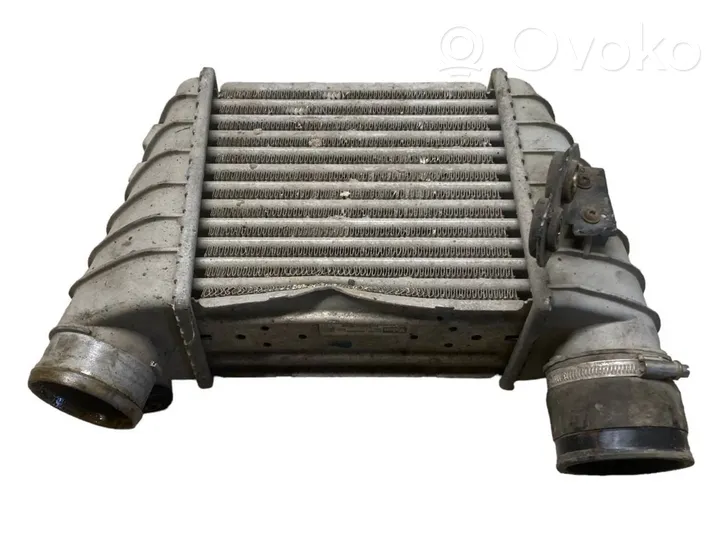 Audi TT Mk1 Chłodnica powietrza doładowującego / Intercooler 8L9145805