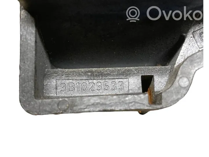 Volkswagen PASSAT B5.5 Hebel Öffner Griff Motorhaube 3B1823533