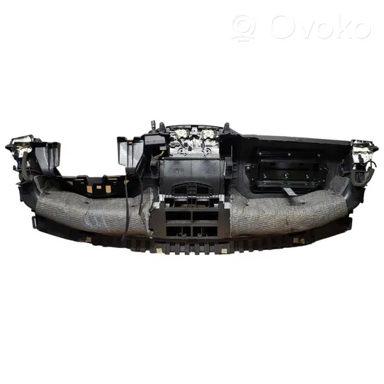 Volkswagen Touareg I Tableau de bord 7L6858451