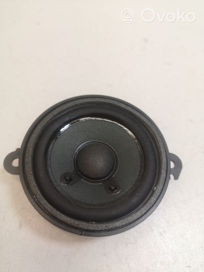 Mercedes-Benz SLK R171 Subwoofer-bassokaiutin A1718201302