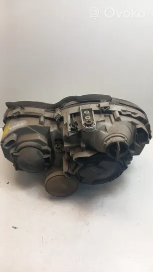 Mercedes-Benz C W203 Phare frontale A2038203261