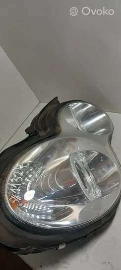 Mercedes-Benz C W203 Lampa przednia SK330111301