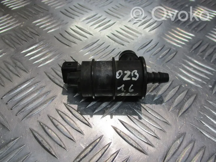 Opel Zafira B Valve vacuum 