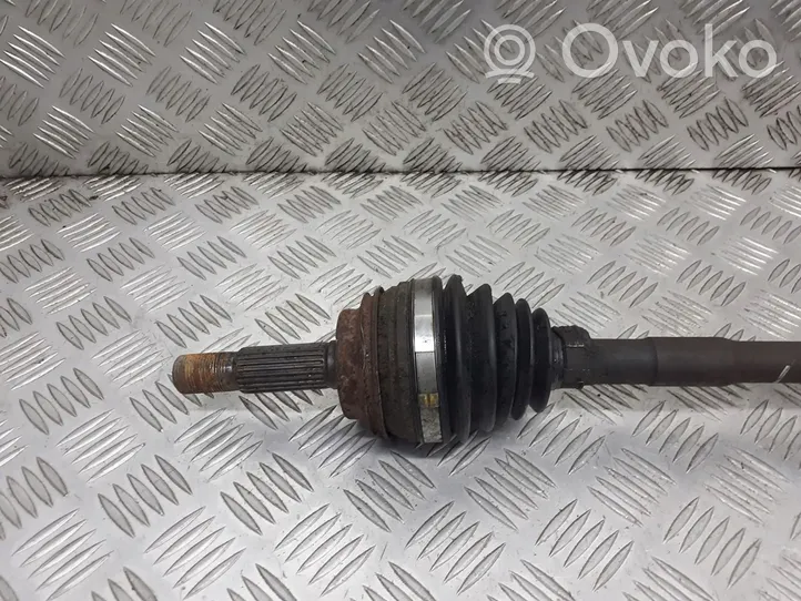 Toyota Yaris Semiasse anteriore 00000779