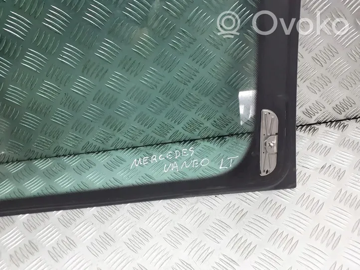 Mercedes-Benz Vaneo W414 Rear vent window glass 