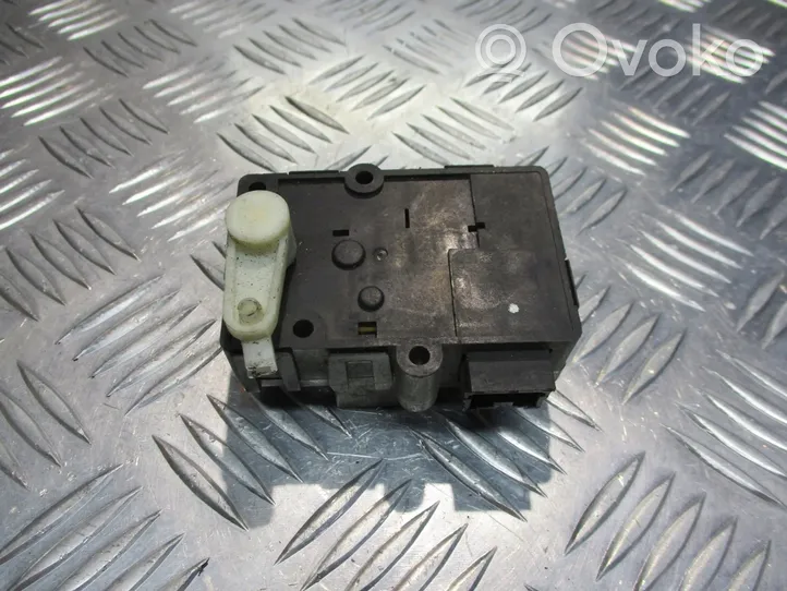 Volvo S40, V40 Module de contrôle carrosserie centrale MR168649