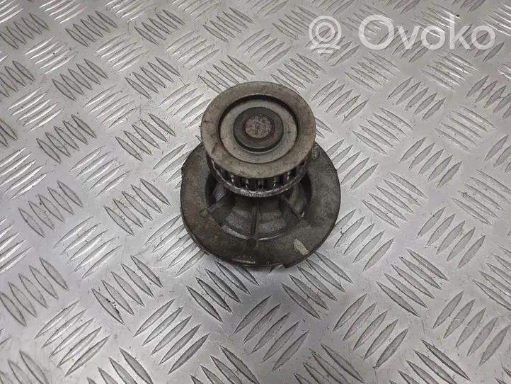 Opel Astra F Water pump 