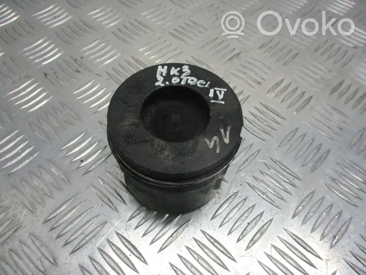 Ford Mondeo Mk III Piston 