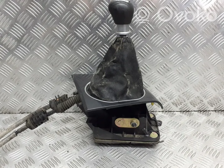 Ford Mondeo Mk III Gear selector/shifter in gearbox 1S7R-7K387-DC