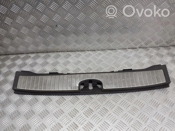 Opel Signum Front sill (body part) 13101117