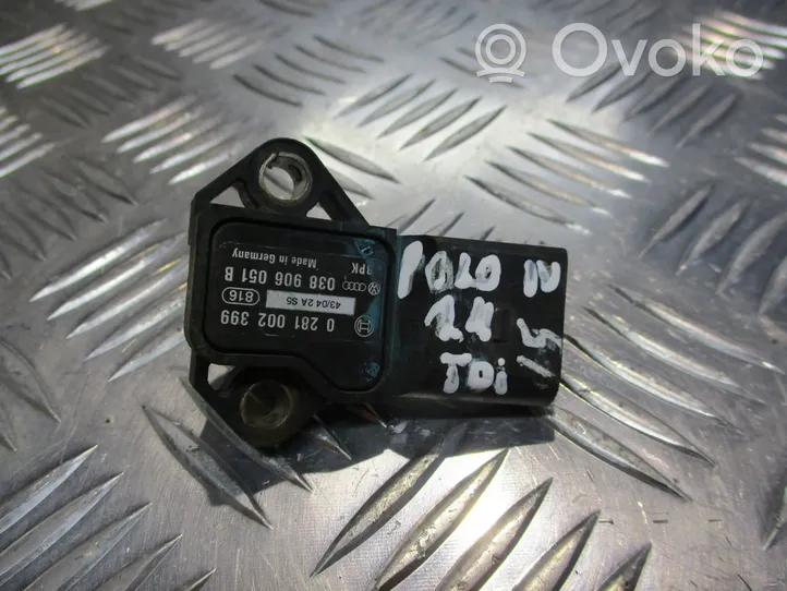 Volkswagen Polo IV 9N3 Sensore di pressione 038906051B