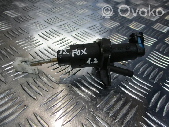 Volkswagen Fox Clutch slave cylinder 