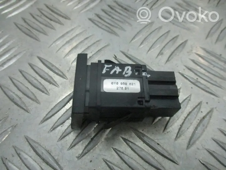 Skoda Fabia Mk1 (6Y) Inne przełączniki i przyciski 6Y0959821