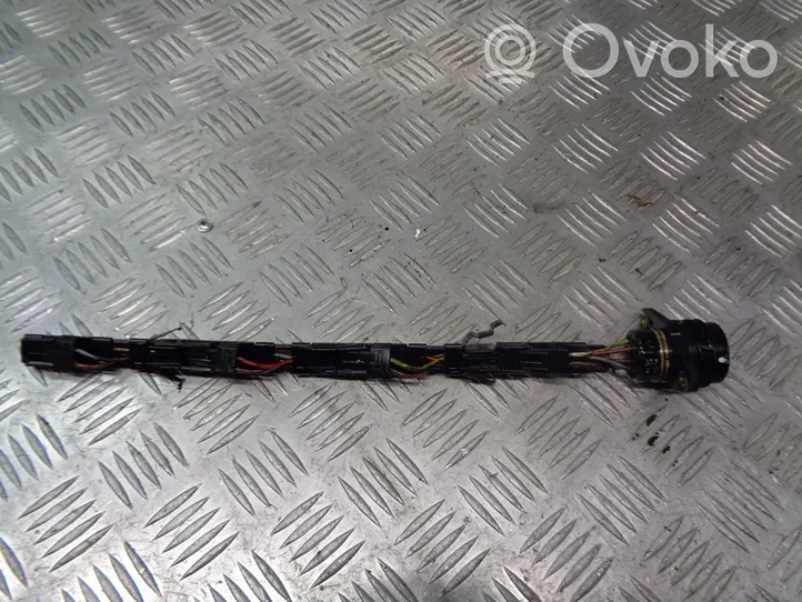 Volkswagen Golf V Cavi iniettore di carburante 038971803