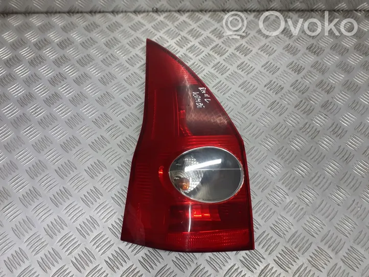 Renault Megane II Lampa oświetlenia tylnej tablicy rejestracyjnej 8200142684