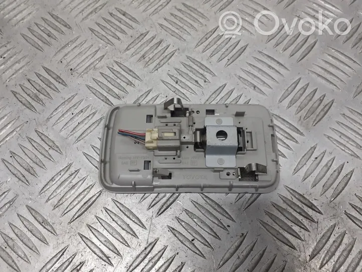 Toyota Corolla E120 E130 Panel oświetlenia wnętrza kabiny 