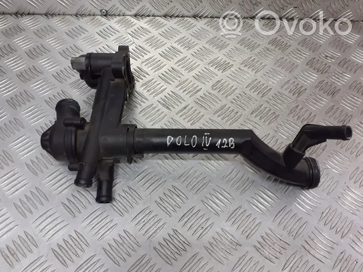 Volkswagen Polo IV 9N3 Thermostat housing 