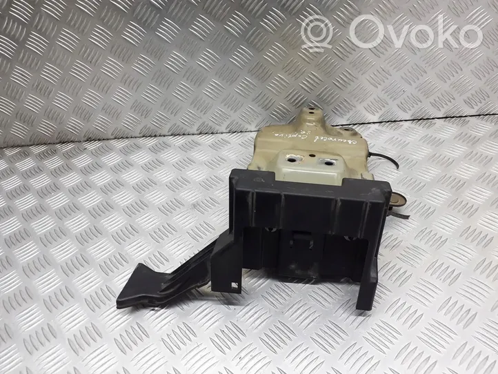 Chevrolet Captiva Support boîte de batterie 