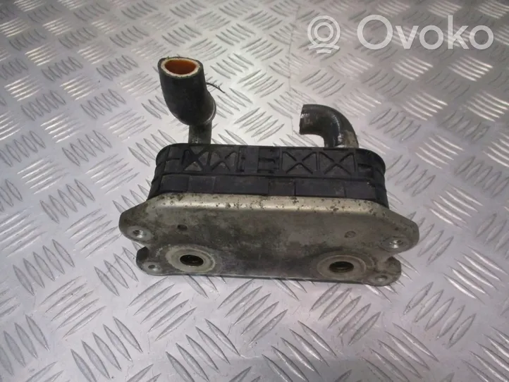 Volvo S60 Radiatore dell’olio del motore 8677974