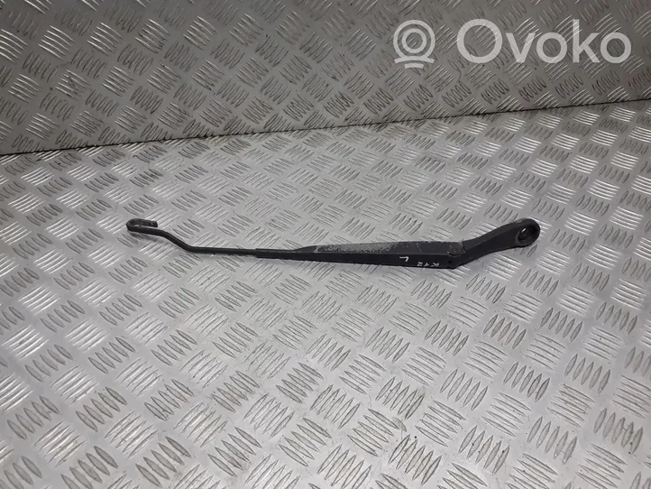 Nissan Micra Ramię wycieraczki szyby przedniej / czołowej 80008647