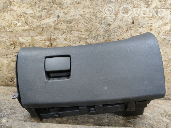 Opel Meriva B Daiktadėžės (bordačioko) komplektas 460029937