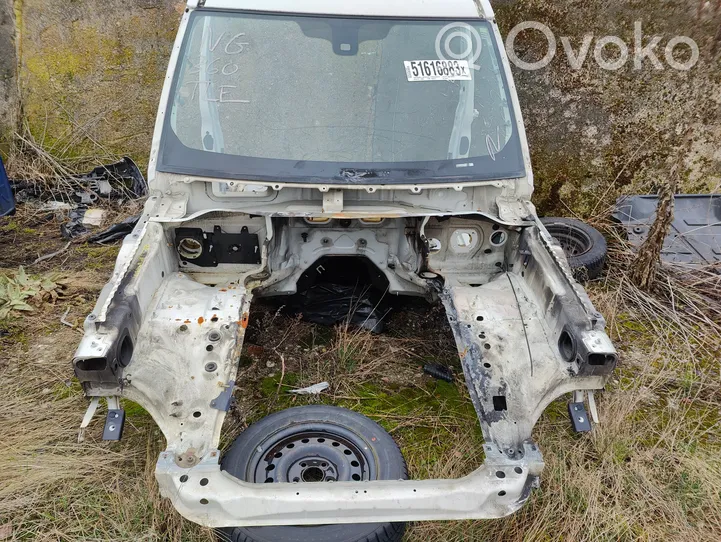 Land Rover Discovery 4 - LR4 Elementy przedniej części nadwozia 