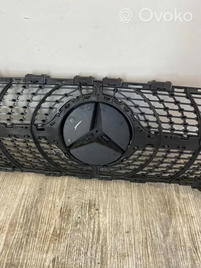 Mercedes-Benz A W176 Grille calandre supérieure de pare-chocs avant A1768881760