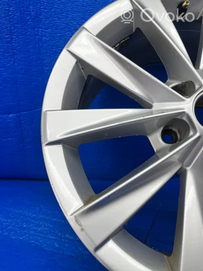 Volkswagen PASSAT B8 R17 alloy rim 