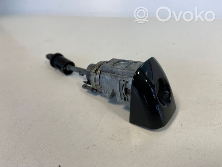 Audi A4 S4 B8 8K Etuoven kahvan suoja 8T0837167A