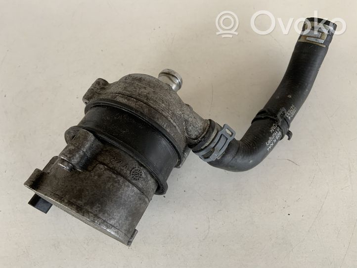 Audi Q7 4M Kühlwasserpumpe Wasserpumpe 4H0965567A