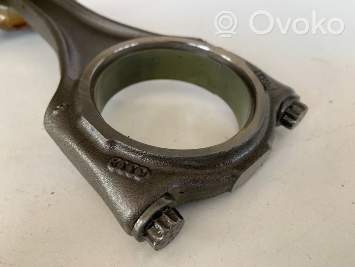 Audi Q7 4M Piston with connecting rod 06E198401J