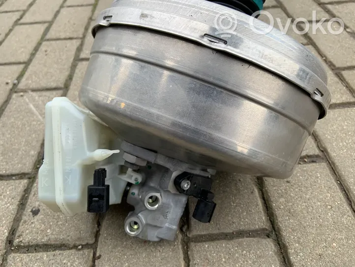 Audi Q7 4M Brake booster 4M0612103A