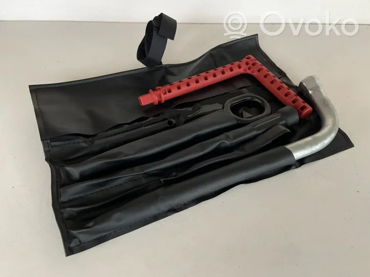 Audi Q5 SQ5 Tool set 8N0012219