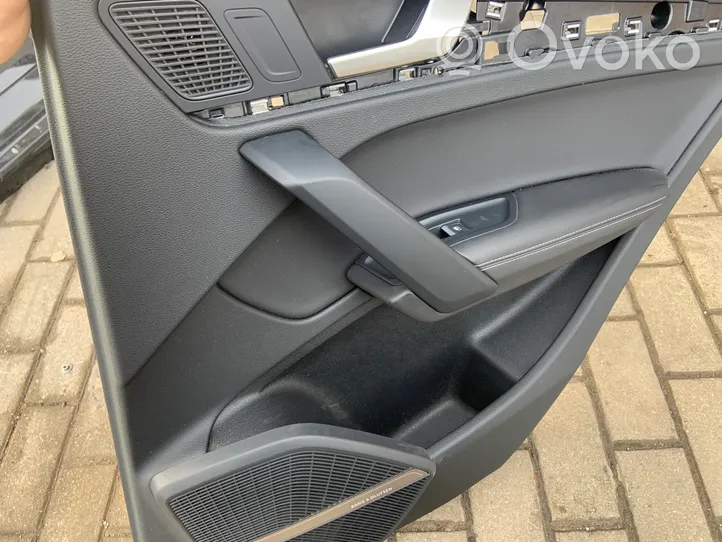 Audi Q5 SQ5 Boczki / Poszycie drzwi tylnych 80A867488
