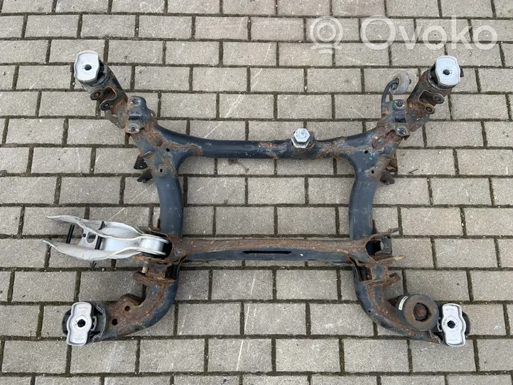 Audi Q7 4M Sottotelaio posteriore 4M0500025