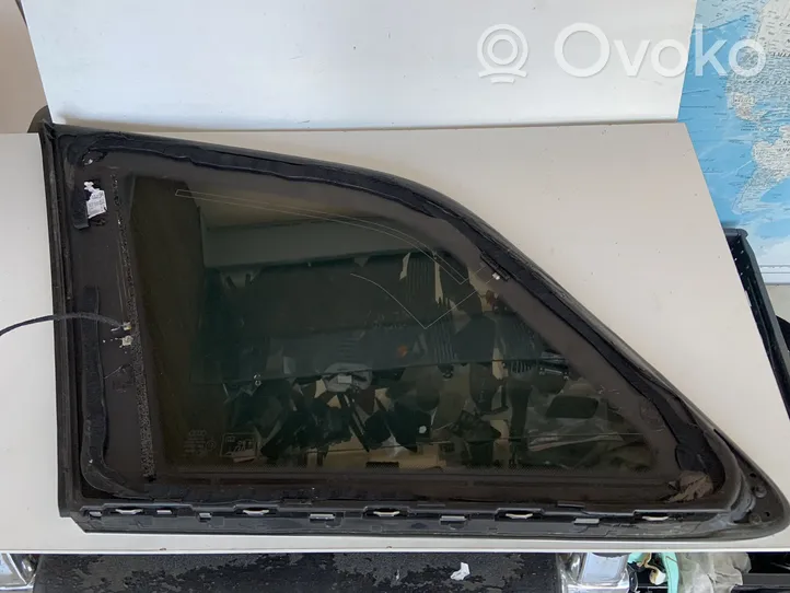 Audi Q7 4M Rear side window/glass 4M0845298C