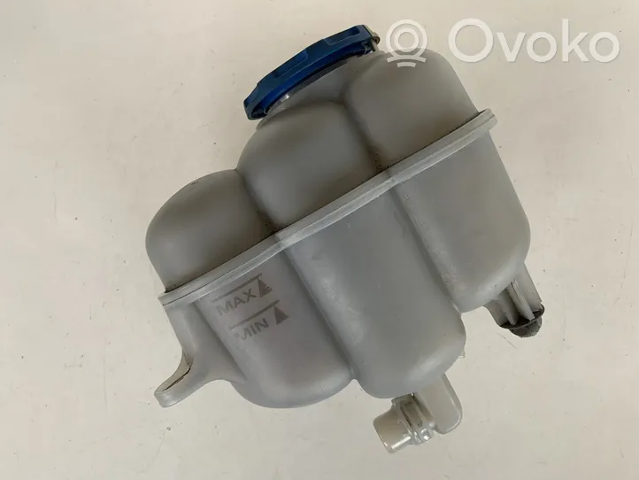 Audi Q7 4M Coolant expansion tank/reservoir 4M0121405J